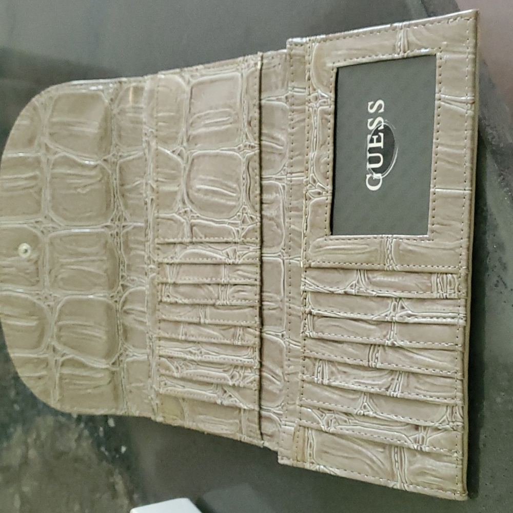 Wallet - Picture 4 of 5